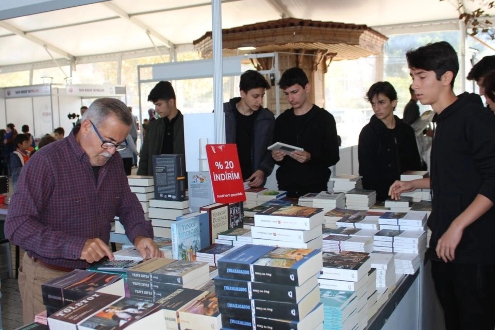 Gemlik Kitap Limanı kapılarını açıyor -