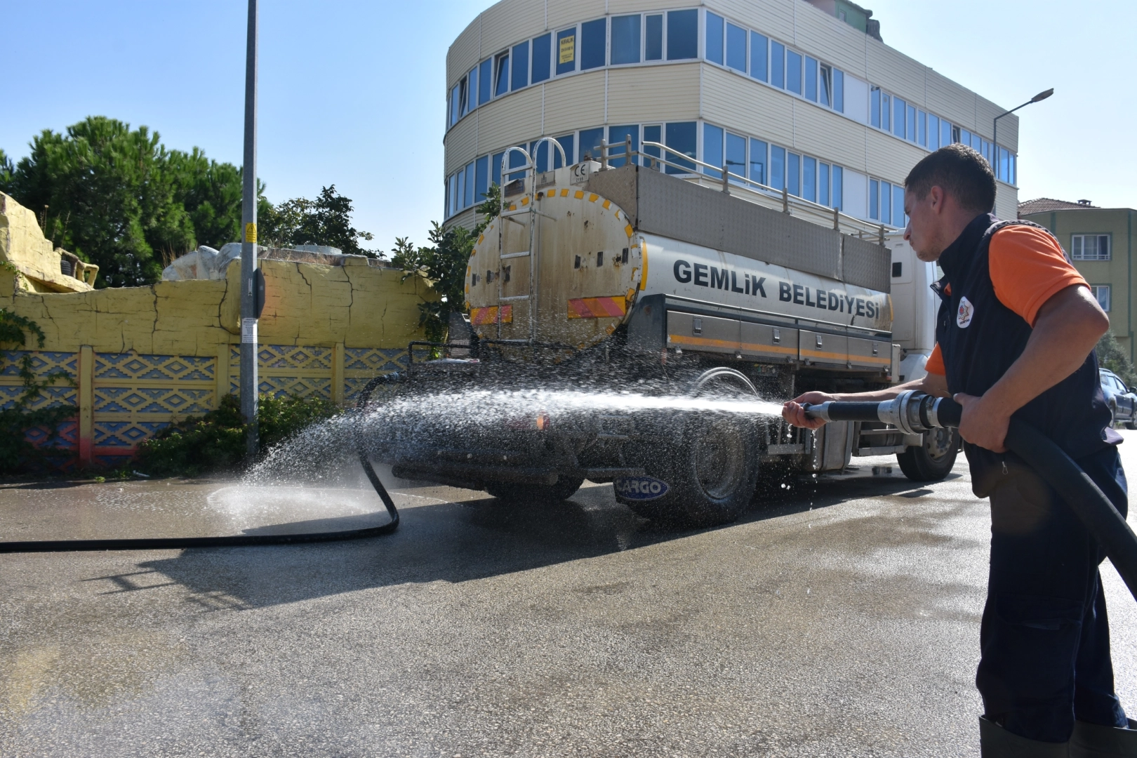 Gemlik'te hummalı temizlik -