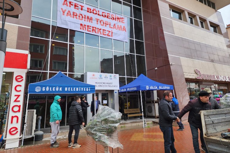 Gölcük, Kızılay ile deprem bölgesine yardım topluyor -