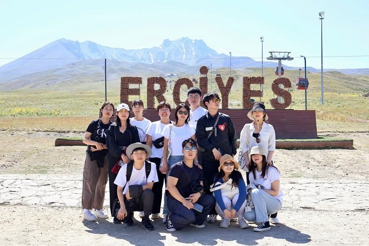 Güney Koreli öğrenciler Kayseri'ye hayran kaldı -