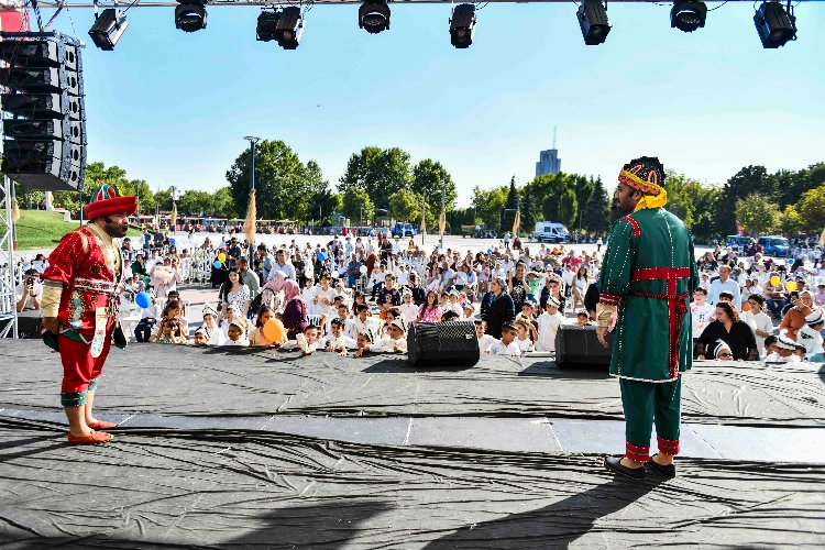 Hacivat Karagözlü sünnet şöleni -