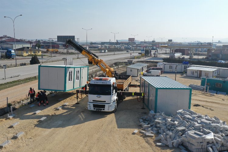 Hatay’da Konya'nın ilk konteynerleri yerleştiriliyor -