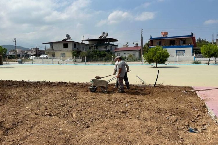 Hatay'da yeşil alanlar düzenleniyor -