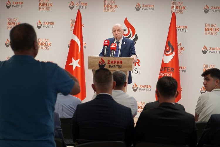 Hataylı yasa mağdurları Zafer Genel Merkezi'nde -