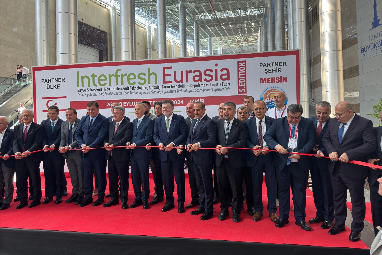 İzmir’de Interfresh Eurasia sektör temsilcilerini buluşturdu -