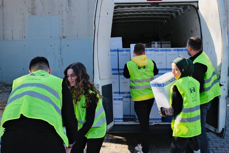 İzmirli genç boşnaklardan Ramazan desteği -