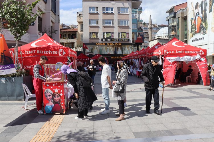 İzmit Belediyesi Engelliler Haftası’nda farkındalık yaratıyor -