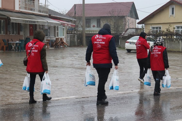 İzmit'te Çınar ekibi iç ısıtıyor -