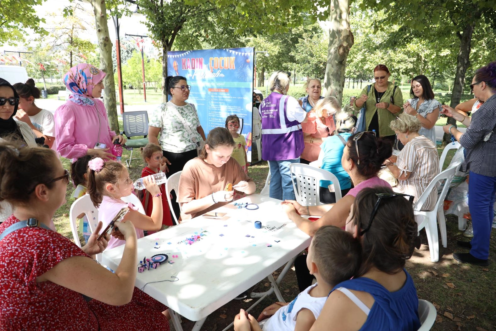 İzmit'te 'Kadın ve Çocuk Festivali'ne yoğun ilgi -