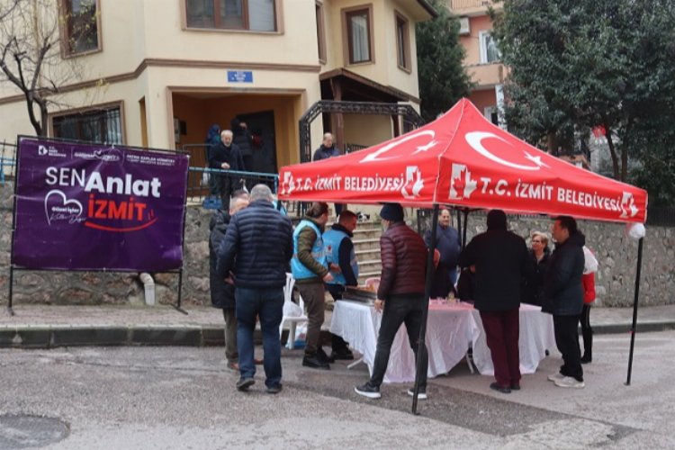 İzmit'te vatandaşların talepleri tek tek dinleniyor -