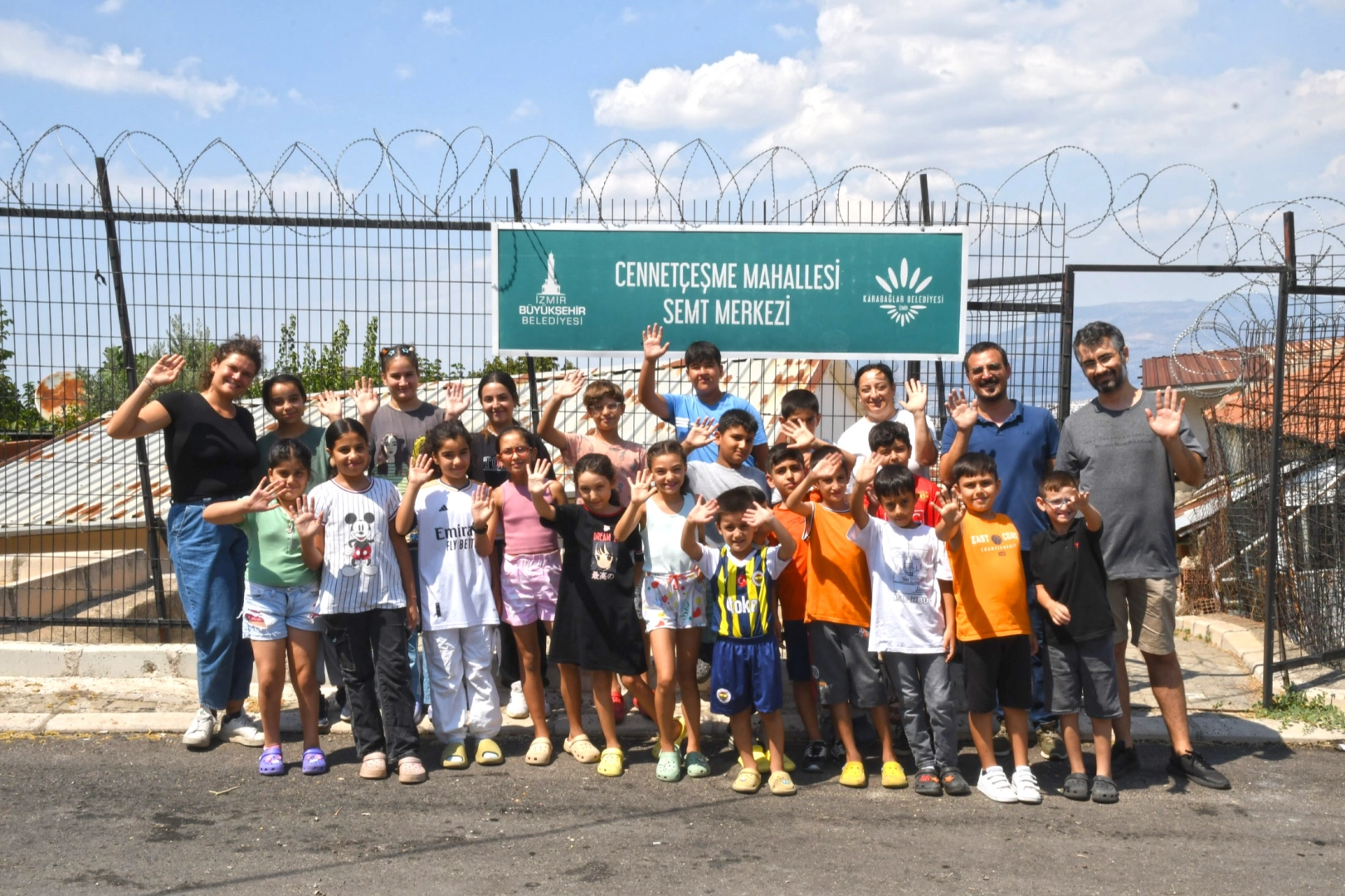 Karabağlar Belediyesi ve Halkevleri’nden çocuklara yaz kursu -