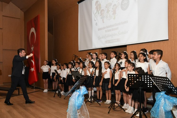 Karabağlar'da Çocuk Korosu'ndan ilk konser -