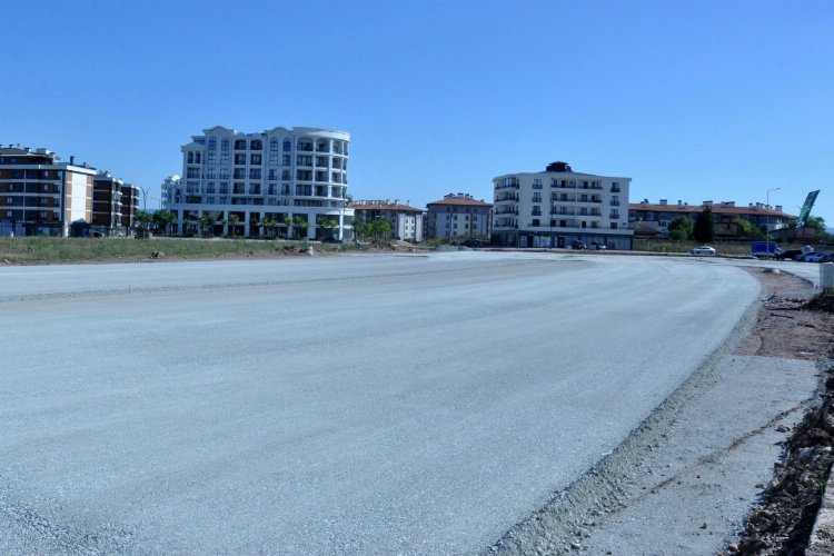 Kartepe Kent Meydanı'na 446 araçlık otopark -