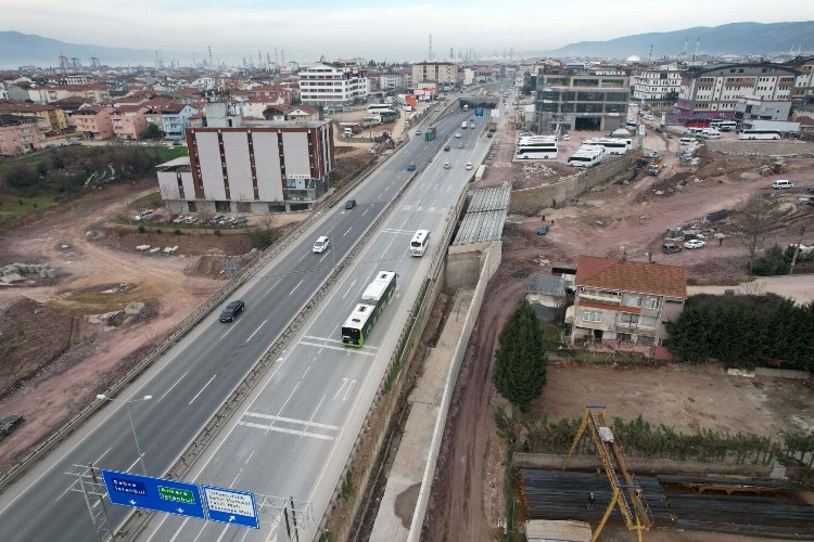 Kaşkaldere Kavşağı'nda ilave köprüye kiriş -