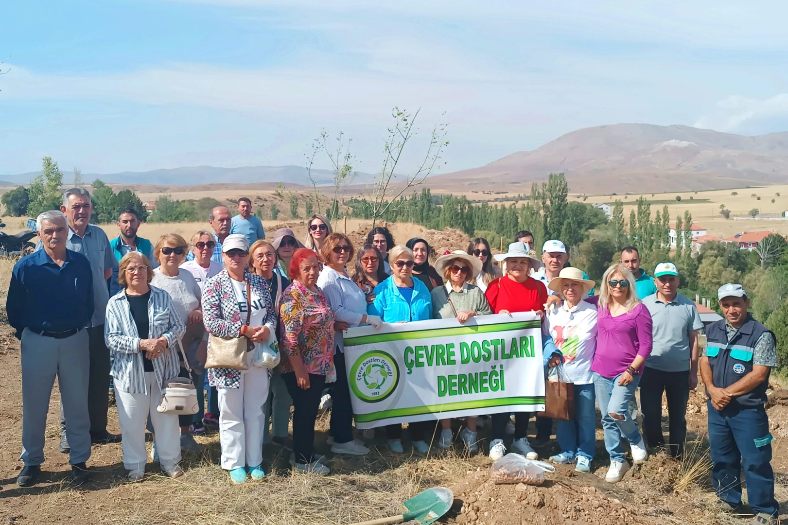 Kayseri Büyükşehir, 2024 sonbaharında 230 bin fidanı toprakla buluşturacak -