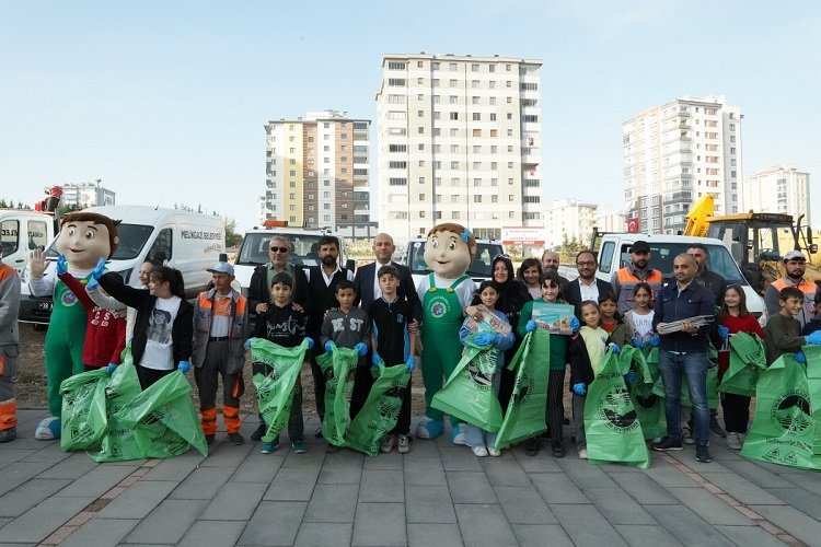 Kayseri Melikgazi'den toplu temizlik çalışması -