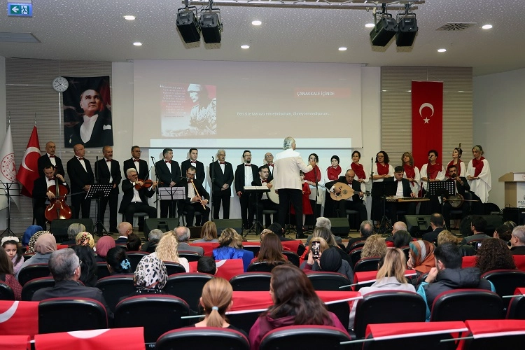 Kayseri Talas'ta Atatürk ezgileri -