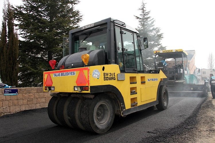 Kayseri Talas'tan asfalt çalışması -