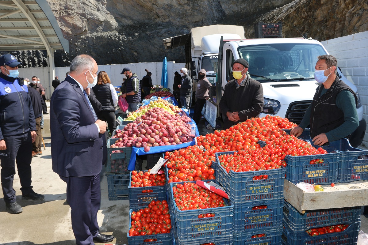 Kayseri Yahyalı Belediyesi’nden pazarcı esnafına müjde