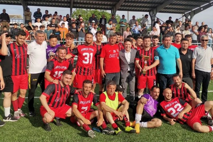 Keşanlı futbocuların yer aldığı Evreşespor şampiyon oldu -