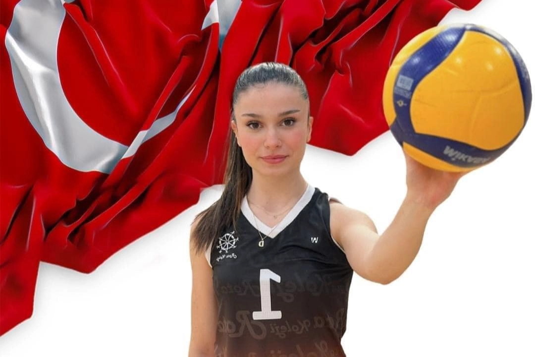 Keşanlı voleybolcu Duru Zambak Eczacıbaşı’na transfer oldu -