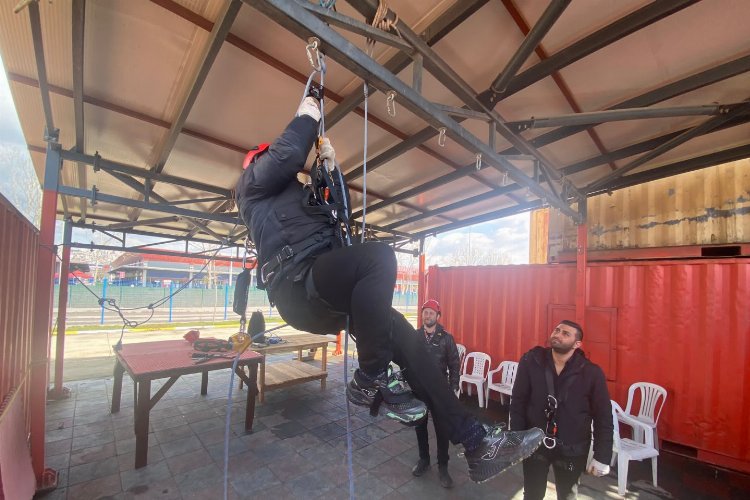 Kocaeli'de teleferik ekibine hayati eğitim -