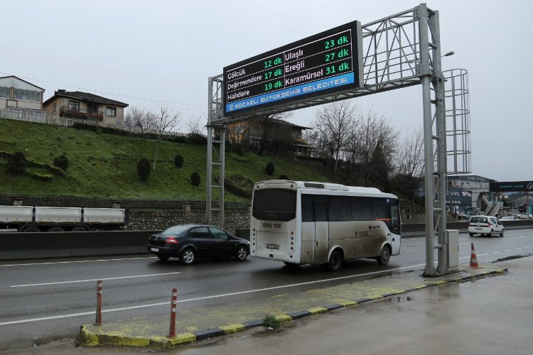 Kocaeli'de trafik güvenliği uygulamaları sürüyor -