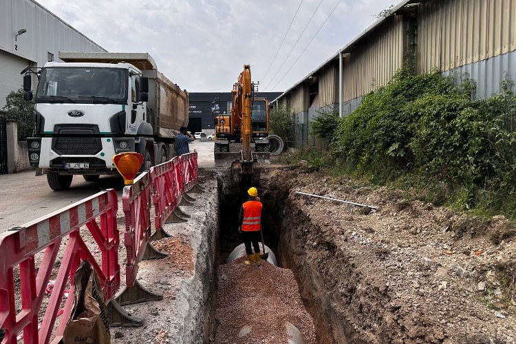 Kocaeli'deki mahalleye 2 bin 600 metre yeni yağmur suyu hattı -