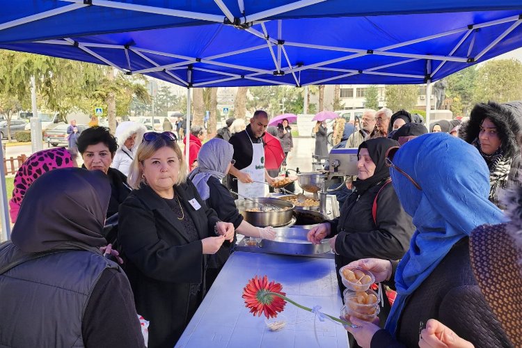 Kocaeli Gölcük'te 8 Mart'a buruk kutlama -