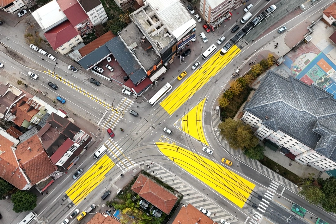 Kocaeli'nde tramvay hattında yaya güvenlik çalışması -