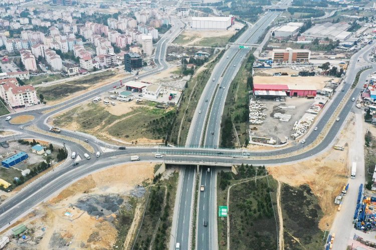 Kocaeli Turgut Özal’daki trafik sorununa neşter vurdu -