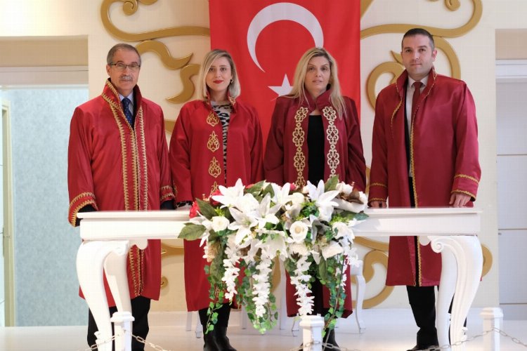 Kocaeli İzmit'te 2 bin 818 adet nikah kıyıldı -