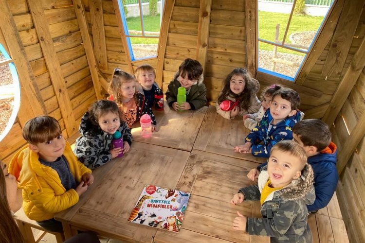 Kocaeli İzmit'te Hobbit Evi'nde kitap keyfi 