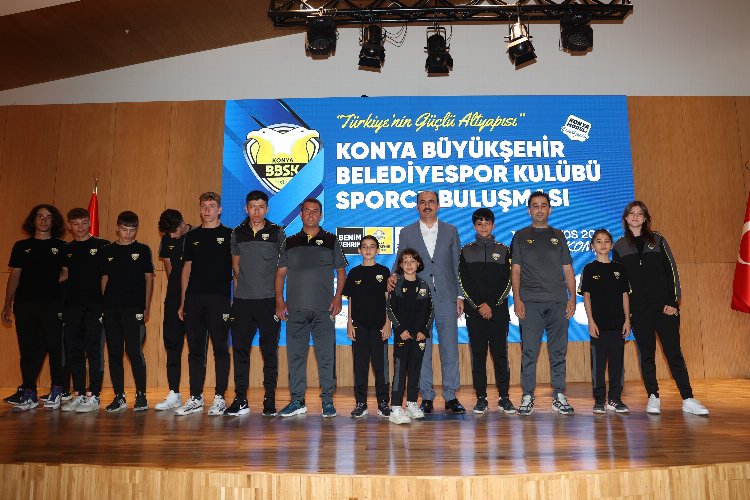 Konya Büyükşehir sporcularıyla buluştu -