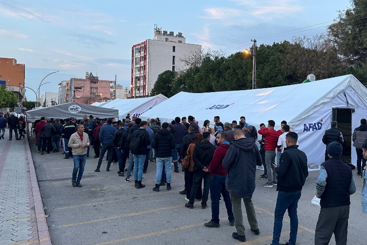 Konya Hataylı depremzedelerle bereketi yaşıyor -