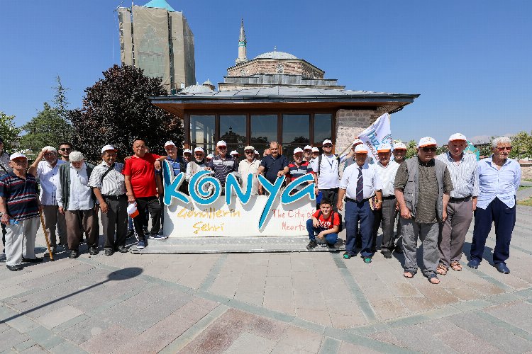 Konya huzurevi sakinlerine moral oldu -