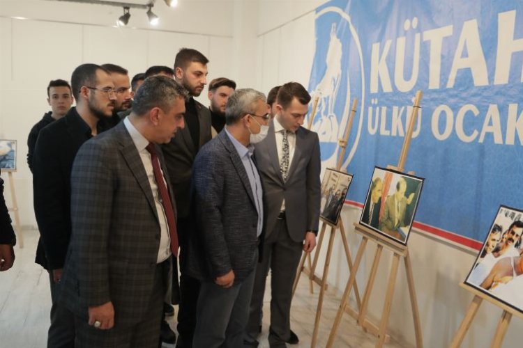 Kütahya'da Alparslan Türkeş Fotoğraf sergisi açıldı -