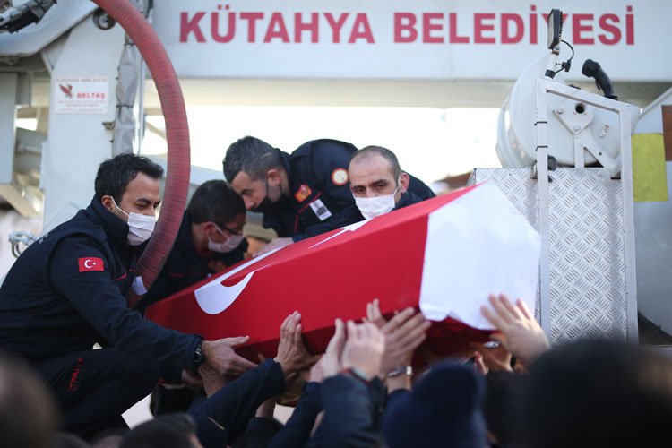 Kütahya'da itfaiye eri son yolculuğuna uğurlandı -