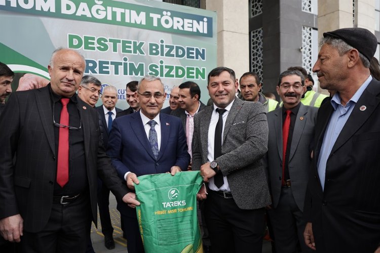 Kütahyalı çiftçilere 30 ton tohum desteği -