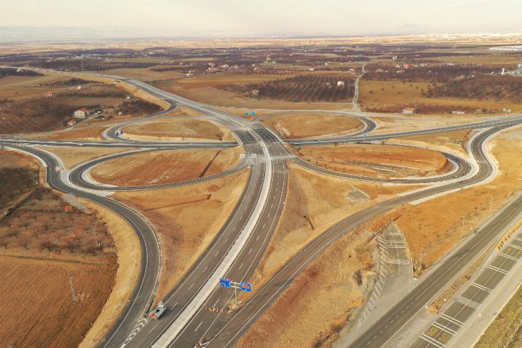 Malatya'da şehir geçişi 35 dakika kısalacak... Malatya Çevre Yolu yarın açılıyor -