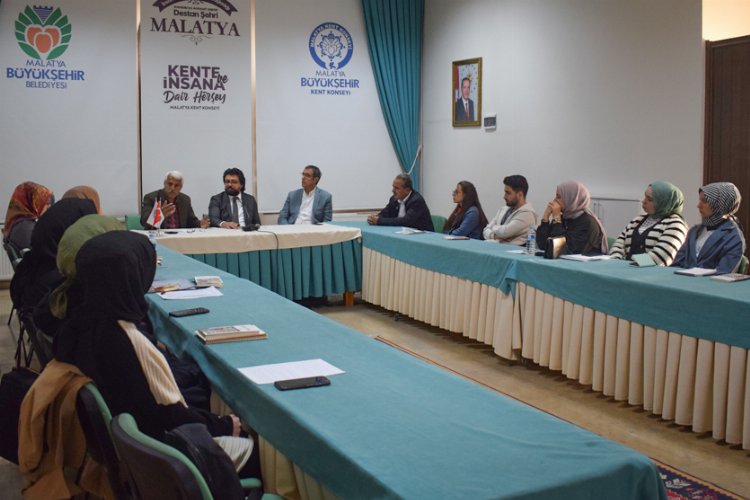 Malatya'da gençler tahlille 'yeni ufuklar' kazanıyor -