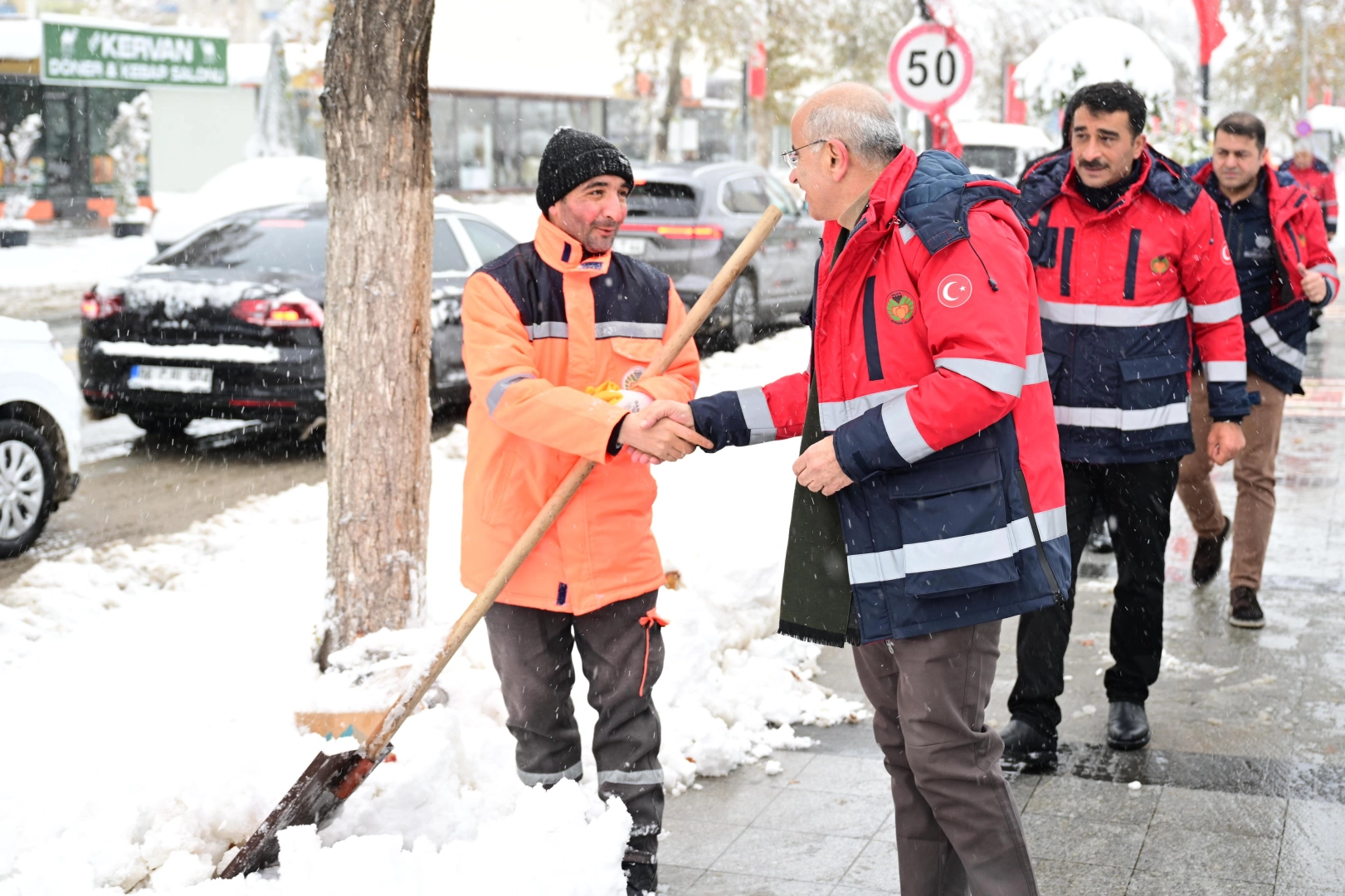 Malatya’da kar mesaisi devam ediyor -