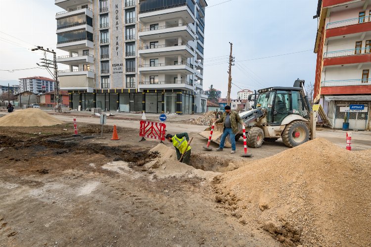 Malatya Karakavak'a 8 bin metre içme suyu hattı 