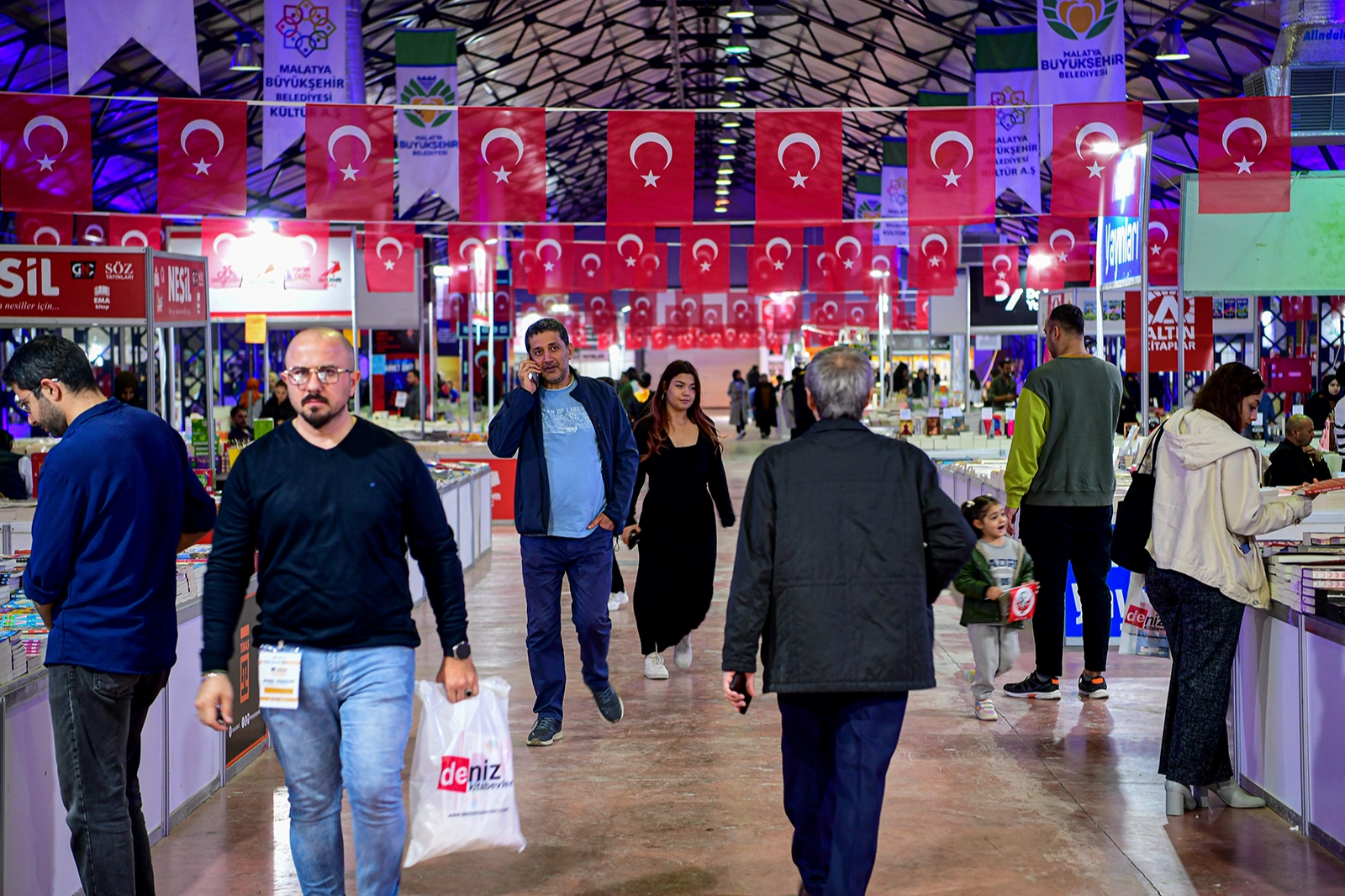 Malatya Kitap Fuarı bölge illerine de hitap ediyor -