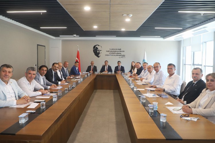 Manisa Büyükşehir'de stratejik toplantı -