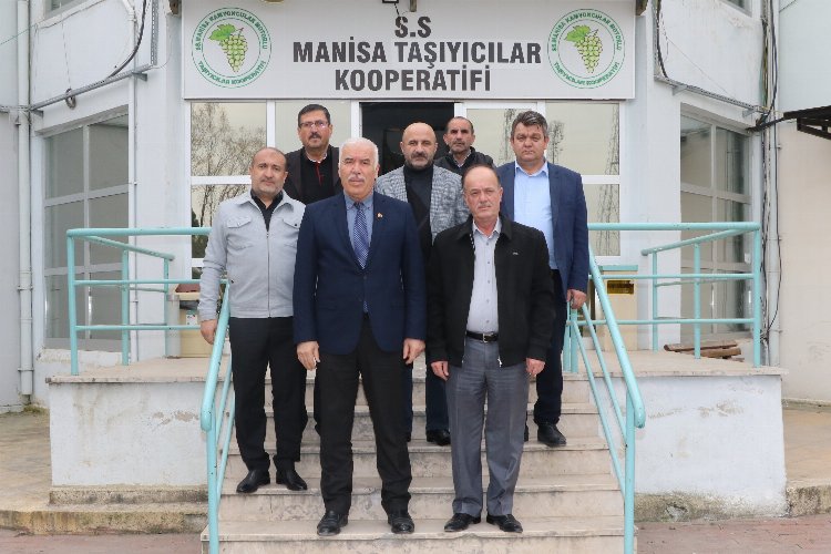 Manisa Büyükşehir'in MHP Grup Sözcüsü'den 'Taşıyıcılar'a teşekkür ziyareti -