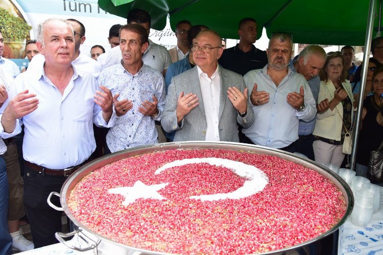 Manisa'da aşure günleri Karaköy'de başladı -