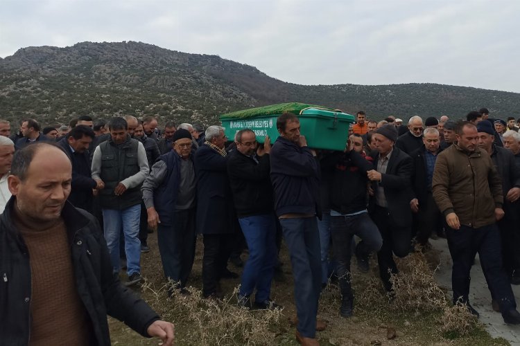 Manisa'da Pınarköy Mahallesi Muhtarı son yolculuğuna uğurlandı -