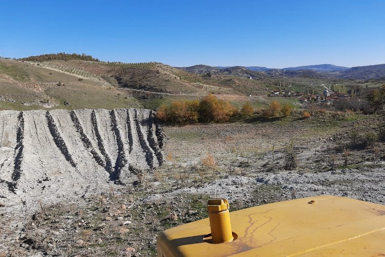 Manisa'da Teperik göleti temizlendi 