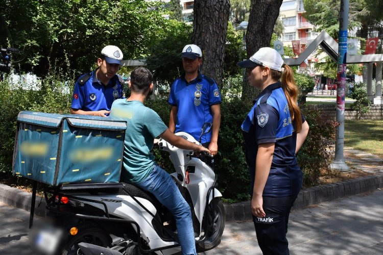 Manisa'da yayalar için denetimler sürüyor -